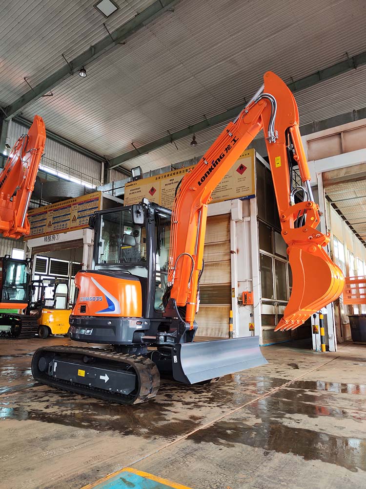 CDM6035 HÜDRAULILINE EKSKAVAATOR 7